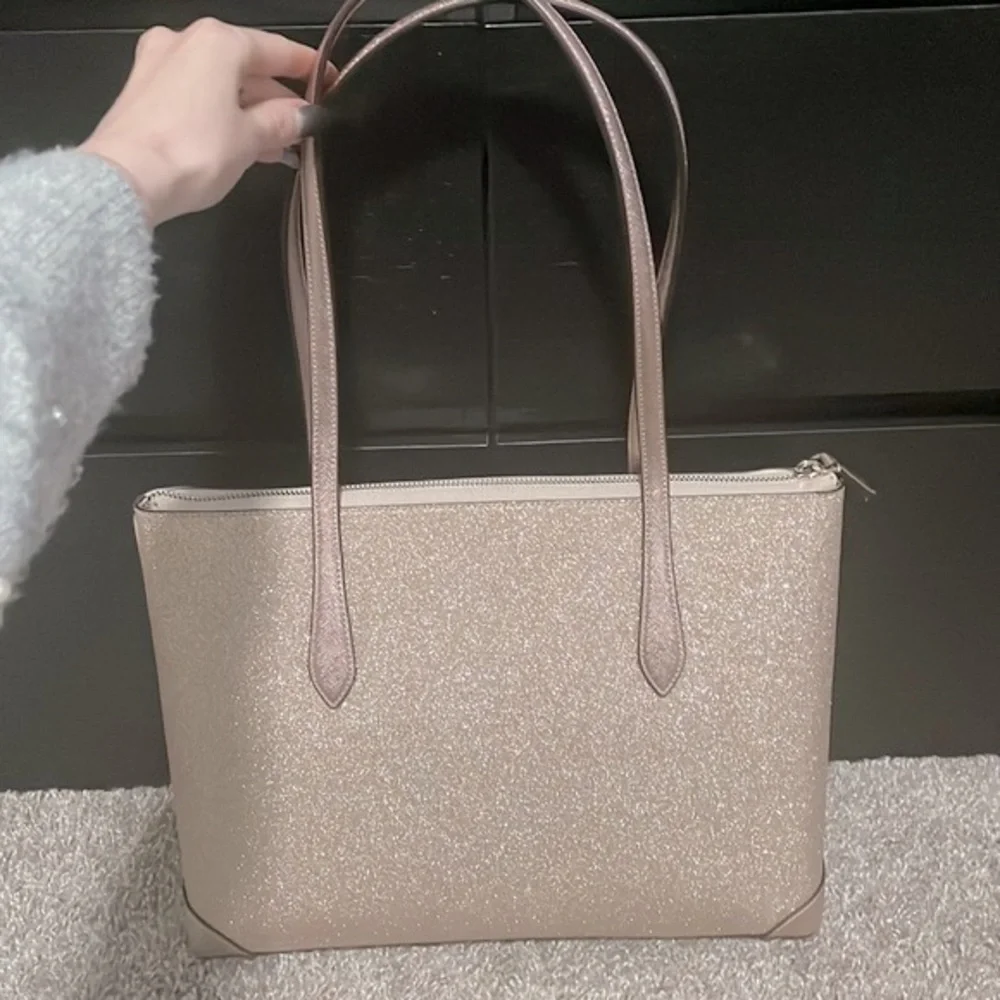 Kate Spade Lola Shimmy Glitter Rose Gold Holiday Tote Bag - Picture 10 of 14